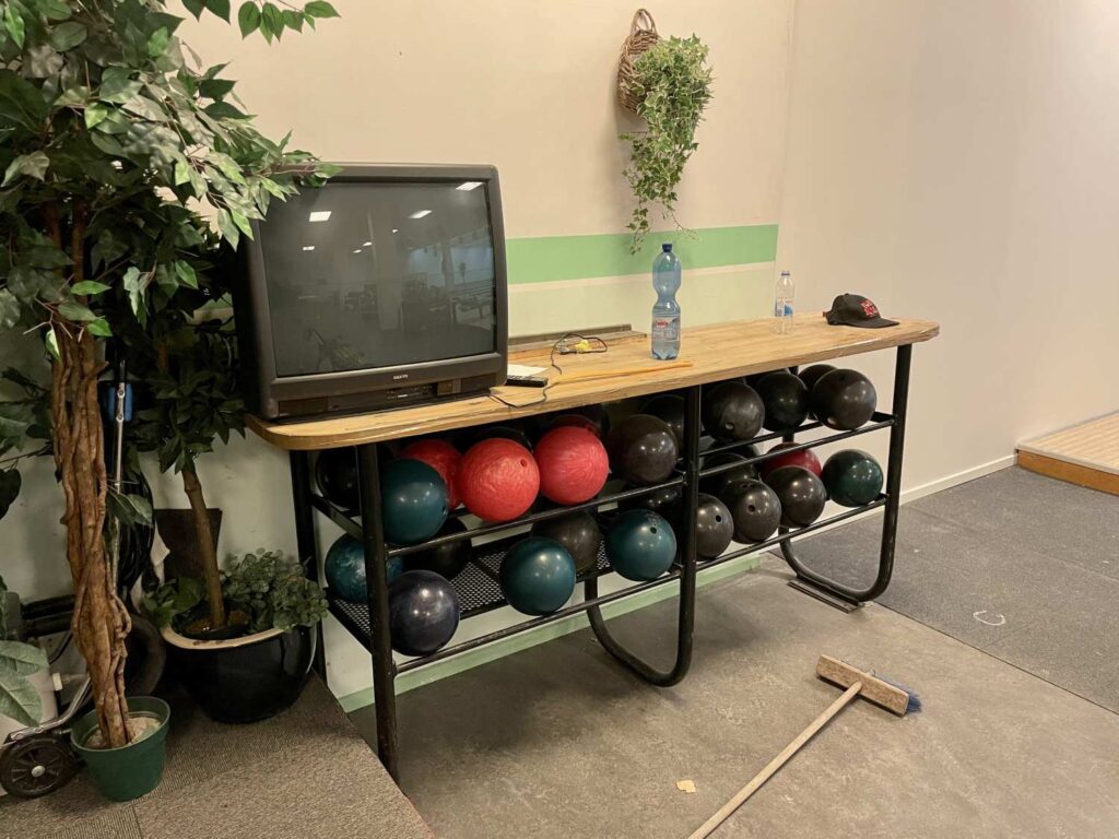 bowlinghallen interiör
