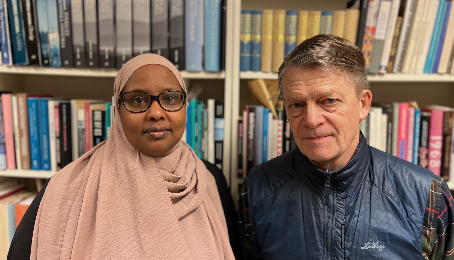 Fardosa Omar och Carl Hamilton.