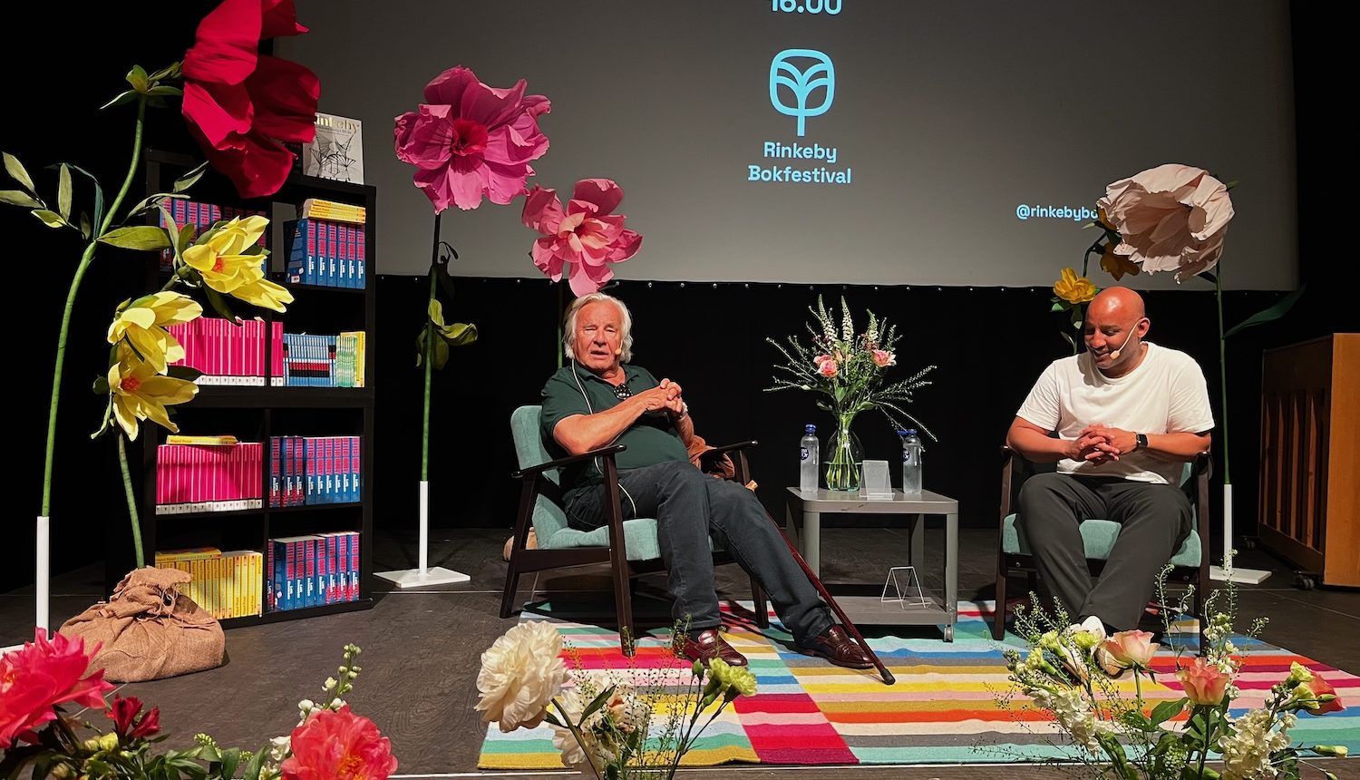 Jan Guillou och Mohamed El Abed under Rinkeby bokfestival.