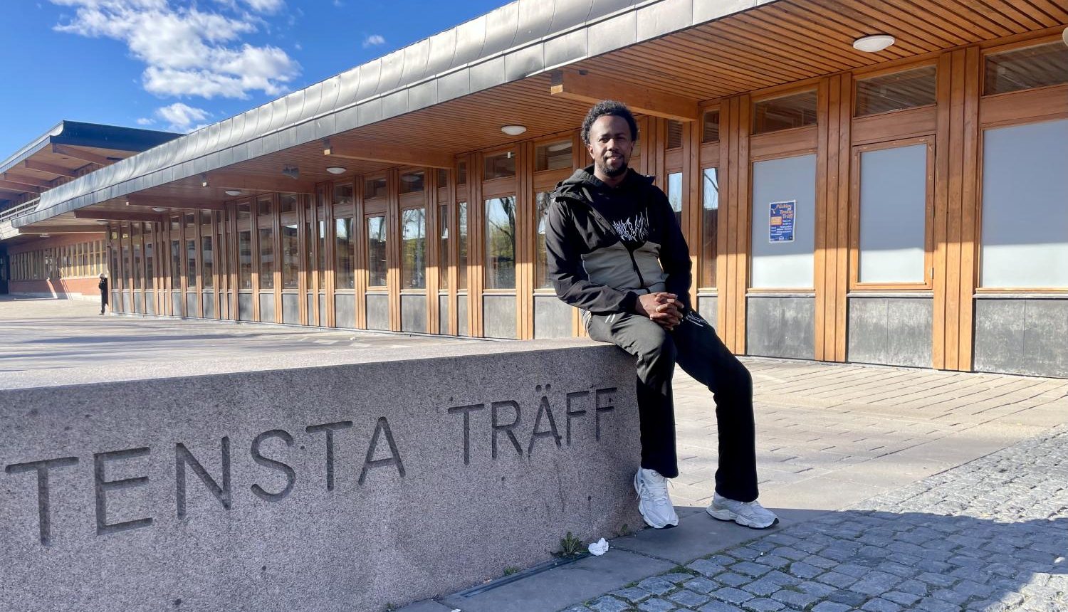 Ahmed Abdukader utanför Tensta Träff