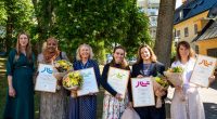 Märta Martin-Granlund (C), klimatregionråd tillsammans med pristagarna Fatuma Mohamed, Madeleine Örnehed, Anna Rahm, Victoria Escobar, Tove Hesslow.