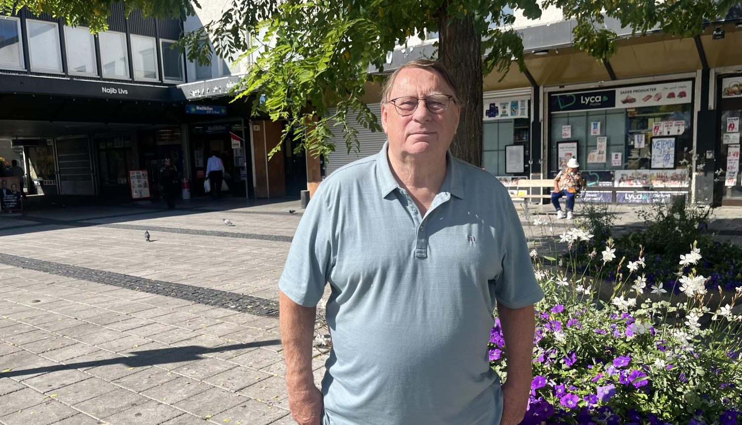Tomas Beer på Rinkeby torg