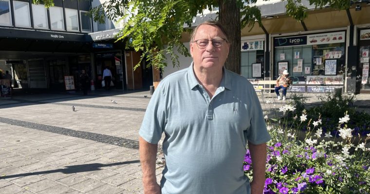 Tomas Beer på Rinkeby torg